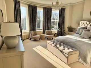 Hinton House - Winchester - 7