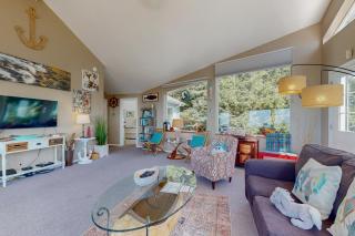 Elli's Haus - Rockaway Beach - 6