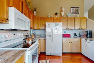 Elli's Haus - Rockaway Beach - 2