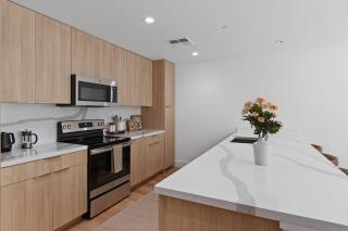 Luxurious 2BR Apartment in heart of Silicon Valley - Santa Clara - 9