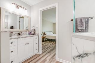 Huge House Fun Central 4BD 3BA with POOL - San Antonio - 2
