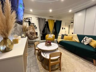 Villa familiale avec piscine, jardin,Cosy & calme - Cournonterral - 3