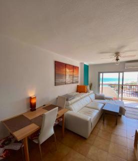 Beachfront 1st line 56 sqm 3-5 persons Delta-Muga Albatross - Empuriabrava - 1