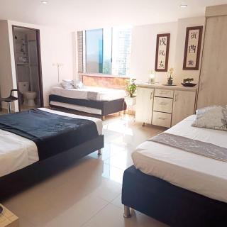 Promo ApartaSuite Por el precio de 3 personas entran 5 El Poblado - Medellín - 8