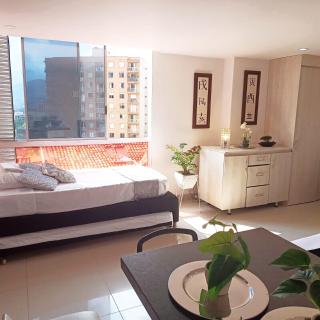 Promo ApartaSuite Por el precio de 3 personas entran 5 El Poblado - Medellín - 4