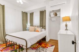 Downtown St Pete Round Lake Gem Unit 622 - St. Petersburg - 4