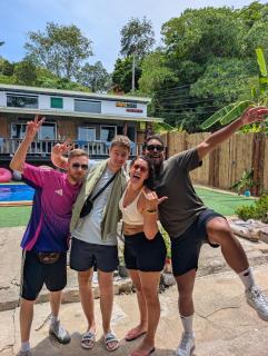 Hangover Chill & Hill Hostel - Phi Phi Don - 4