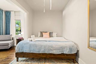 Heart of The City Hideaway (Pet-Friendly) - São Petersburgo - 7