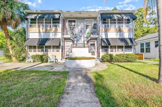 Parkside Duo (pet-friendly) 2 bedroom plus den - 4