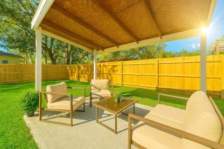 Golden Twilight 1 bed Pet-friendly, Large backyard - São Petersburgo - 9
