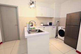 Family Friendly Stay at Sutera Avenue, Near IMAGO - Kota Kinabalu - 1