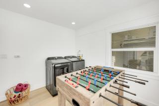 Contemporary LUX Oasis Just Steps from the Beach - Long Beach - 1