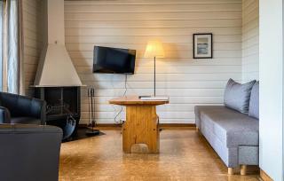 2 Bedroom Amazing Home In Degeberga - 7