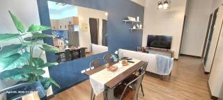 North Breeze Staycation - 2BR Penthouse Condo with Balcony and View - 2