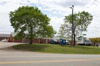OYO Sheldon's Motel And Restaurant - Keysville - 8