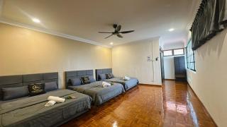 B04 Modern Deluxe Homestay - Johor Bahru - 5