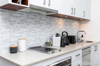 Bright Beachfront Studio with Terrace & Aircon - Sídney - 4