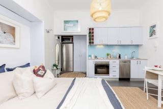 COZY BEACH FRONT STUDIO WITH AIRCON - Sydney - 0