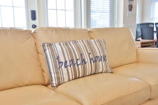 Hibiscus Hideaway B - Top Floor Unit - Bradenton Beach - 1