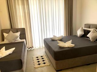 Danish Crown Hotel - Ambalangoda - 7