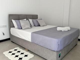 Danish Crown Hotel - Ambalangoda - 4