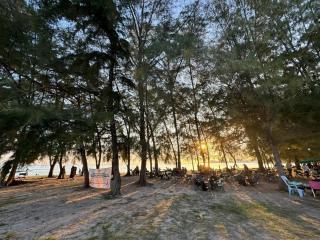 Golden Straits Villas Beach Resort - Nomad Homestay - 1