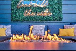 Private Roof Deck - Game Room - Broadway in 10 - Nashville - 1