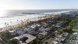 Walk to the Beach & Pier Ocean View Roof Deck - Oceanside - 5