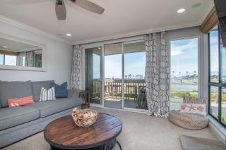 Panoramic Water Views - Steps to the Beach - F-2 - Oceanside - 8