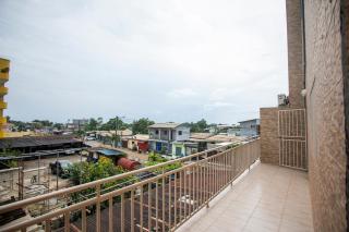 Appartement Moderne & Confortable Proche Aéroport Léon-Mba, Libreville - 3