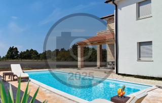 5 Bedroom Nice Home In Vidulini - Vidulini - 0