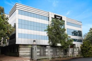 Super Townhouse Oak Alandur Near Chennai Airport Formerly Vijay Park - Madras - 1