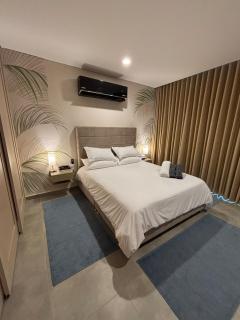 Hermoso y moderno Loft con Piscinas, vista al Mar y cerca de la Playa - Gaira - 9