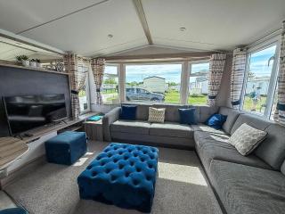 6 Berth Caravan With Decking At Sunnydale Holiday Park Ref 35243Kg - Louth - 3