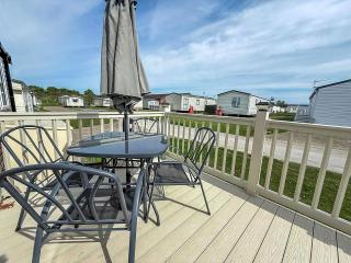 6 Berth Caravan With Decking At Sunnydale Holiday Park Ref 35243Kg - Louth - 2