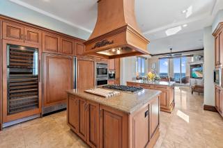 Luxury Penthouse Unique To All Other - Riviera Beach - 2