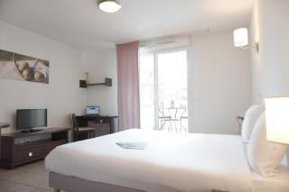 Comfort Aparthotel Six-Fours - Six-Fours-les-Plages - 5