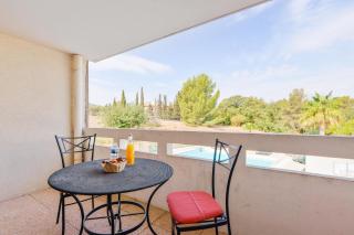 Comfort Aparthotel Six-Fours - Six-Fours-les-Plages - 2