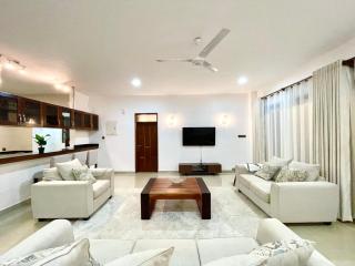 4-bedroom Exquisite villas in Vipingo - Mutomo - 0