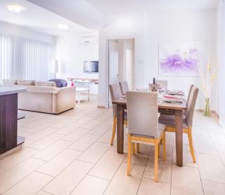 Napian Suites - 7