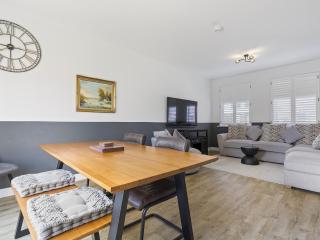 Stunning Modern Eco Property in York with Parking Pass the Keys - York - 3