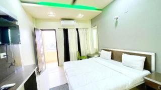 Premium Sea View- Hotel T# B# Resort !Puri, Near Sea Beach And Jagannath Temple, Fully Air conditioned Rooms With Wifi And Restaurant & Lift and Parking Facilities,BEST STAY IN PURI - Puri - 8