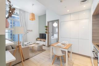 StayShort - Modern 1-Bed with Partial Sea & Marina View - 4