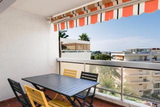 LERINS Appartement rénové Idéal famille Plages de juan les Pins à 200m Tout confort & parking - Antibes - 3