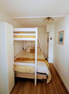 T3 refait à neuf vue mer, piscine, clim, garage, wifi - 2