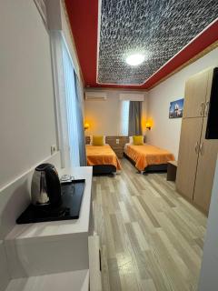 Hotel Number One - Gjirokastra - 1