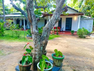 Sigiriya Moon Mirage Villa - 4