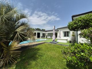 Villa contemporaine de standing avec piscine - Savignac-sur-lʼIsle - 6