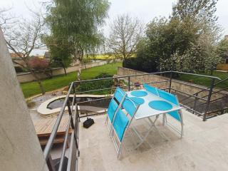 Charming House Between Land & Sea - 7