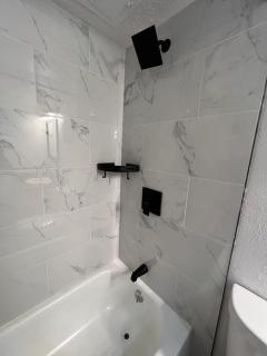 SLEEK LUXE GEM DownTown Dallas 2Bd 2Ba - Dallas - 1